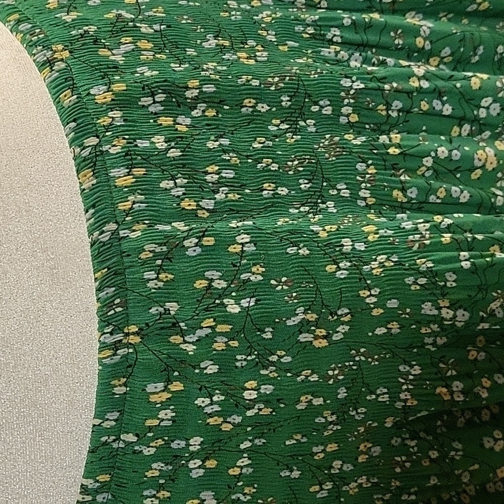 Max Studio Green Floral MINI Skirt - Picture 3 of 9